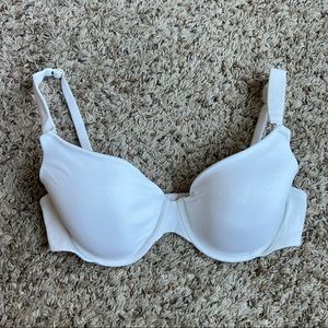 Gillian and O’Malley white nursing bra 36C